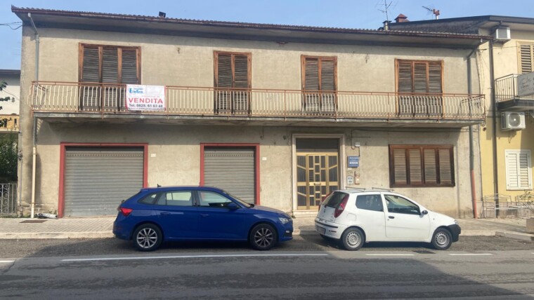 VENTICANO – N° 2 Appartamenti di Mq. 103 e Mq. 135 con 2 Box auto